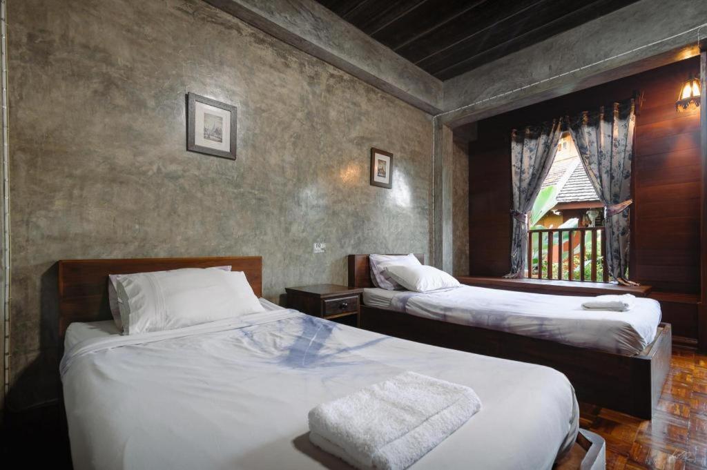 Huan Aumpron Resort Phrae Εξωτερικό φωτογραφία